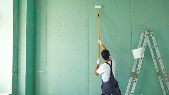 mit beamer bilder an die wand malen
