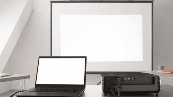 welche leinwand fuer beamer